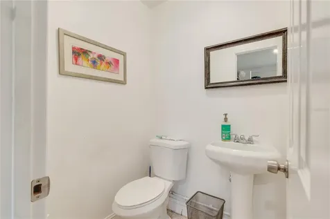 41 N Dollins Avenue Orlando FL 32805