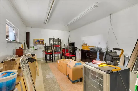 41 N Dollins Avenue Orlando FL 32805