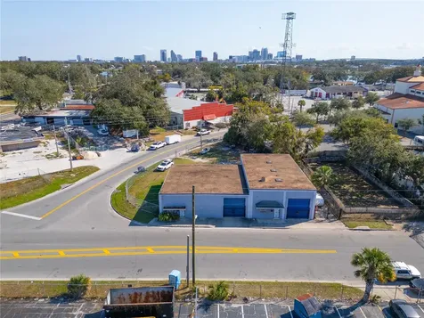 41 N Dollins Avenue Orlando FL 32805