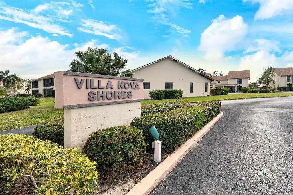1783 Lake Place Venice FL 34293