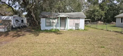 16123 3rd Street Umatilla FL 32784