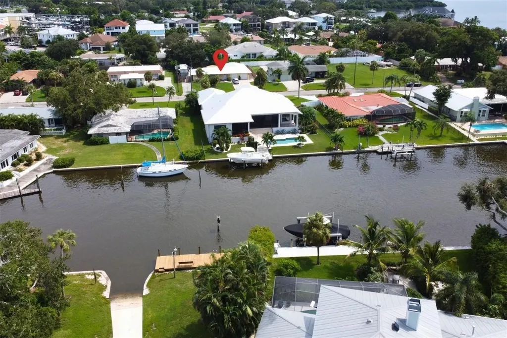 1860 Southpointe Drive Sarasota FL 34231