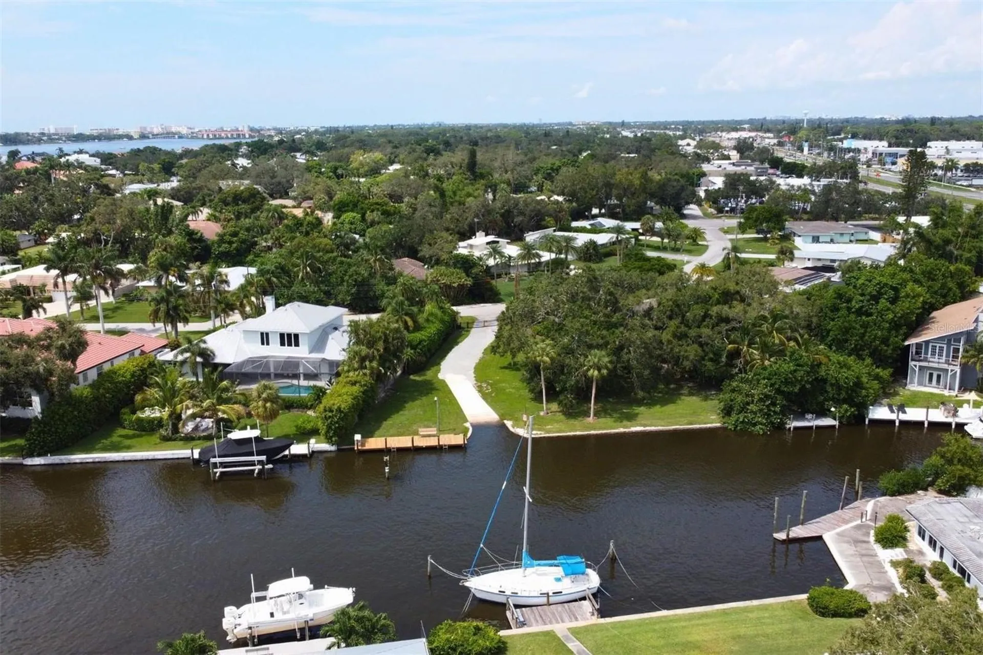 1860 Southpointe Drive Sarasota FL 34231