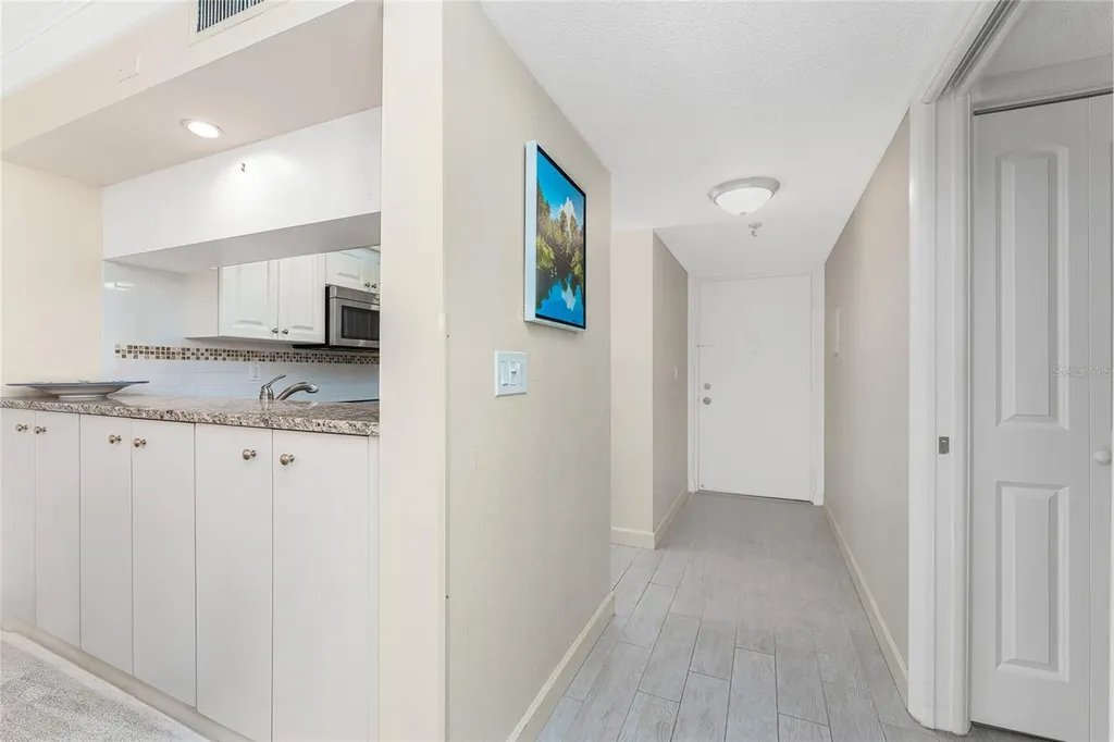 1651 Beach Road Englewood FL 34223