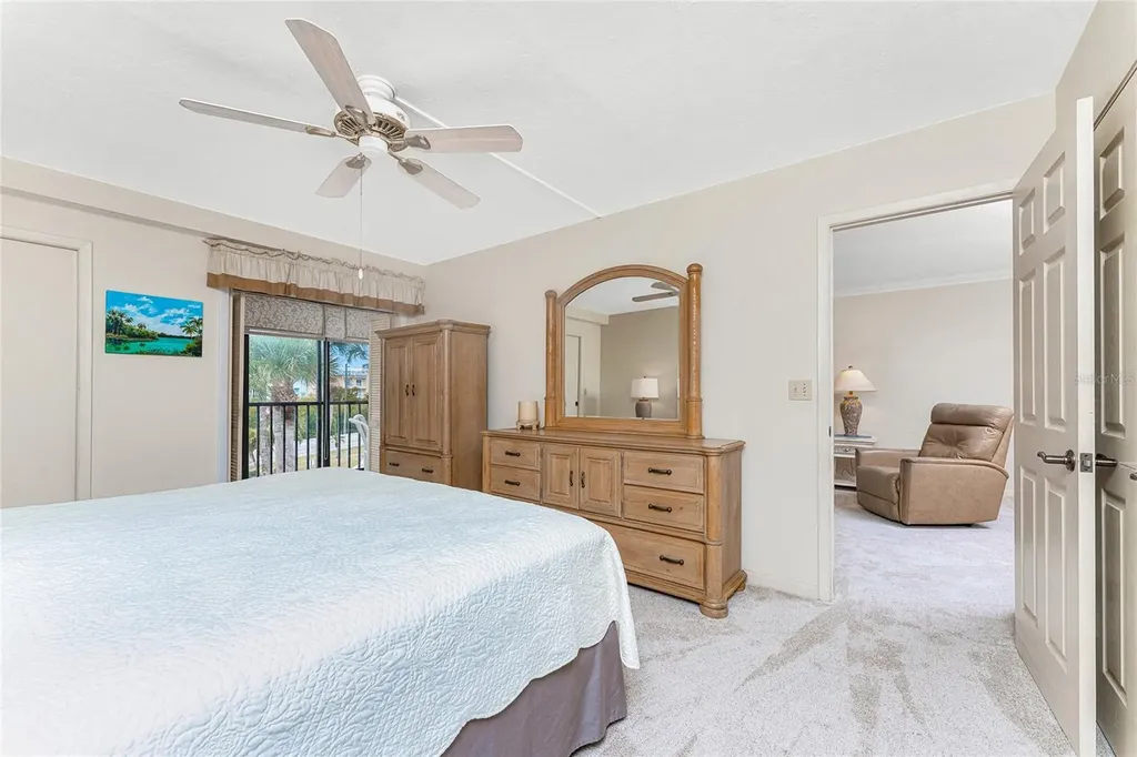 1651 Beach Road Englewood FL 34223