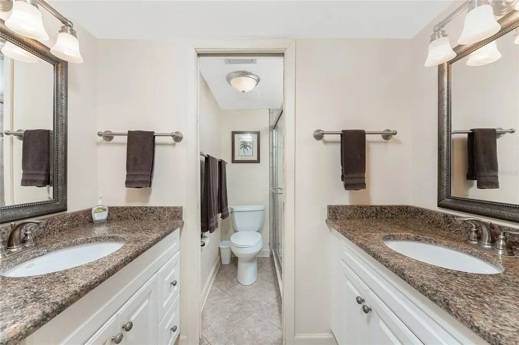 1651 Beach Road Englewood FL 34223