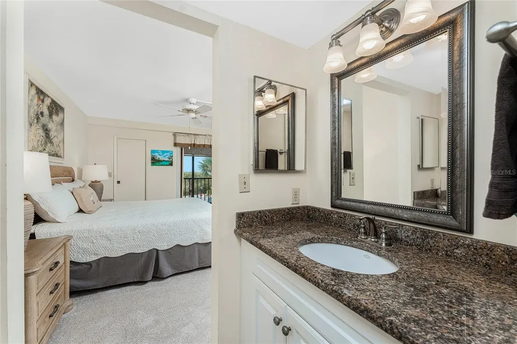 1651 Beach Road Englewood FL 34223