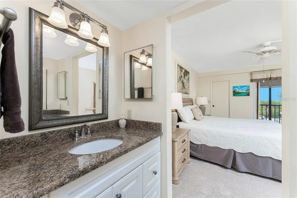 1651 Beach Road Englewood FL 34223