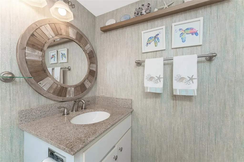 1651 Beach Road Englewood FL 34223