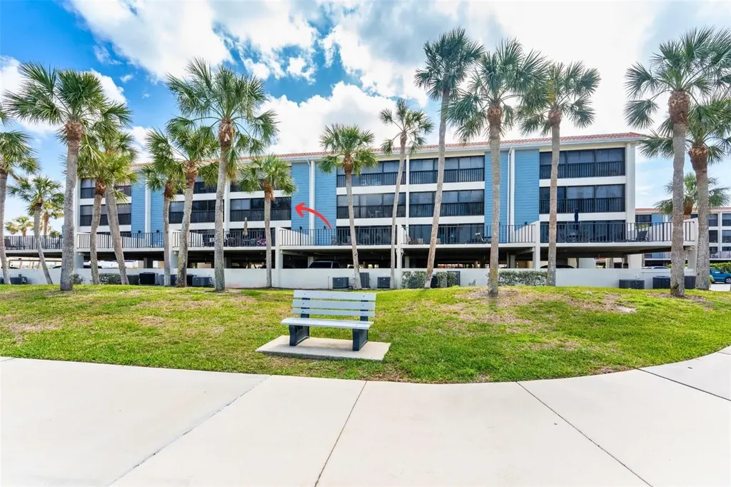 1651 Beach Road Englewood FL 34223