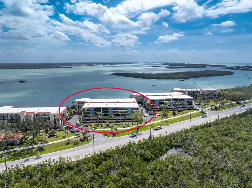 1651 Beach Road Englewood FL 34223