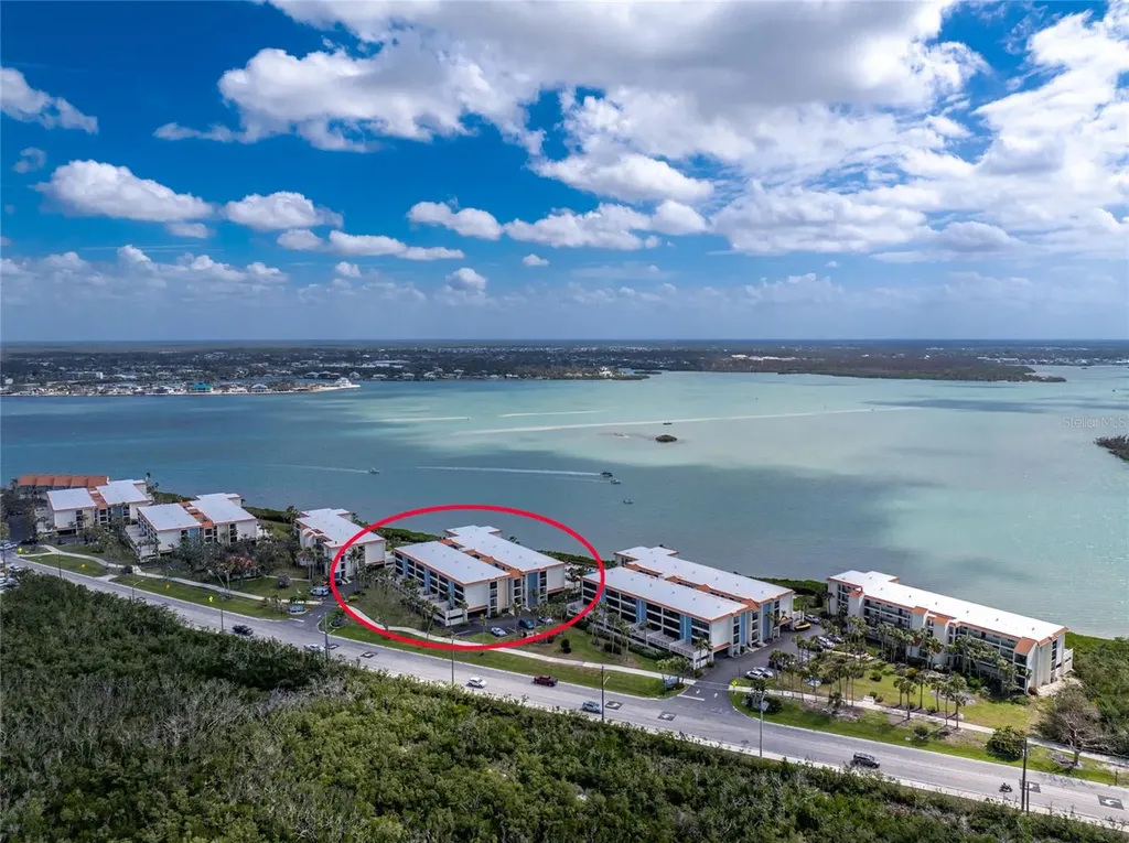 1651 Beach Road Englewood FL 34223