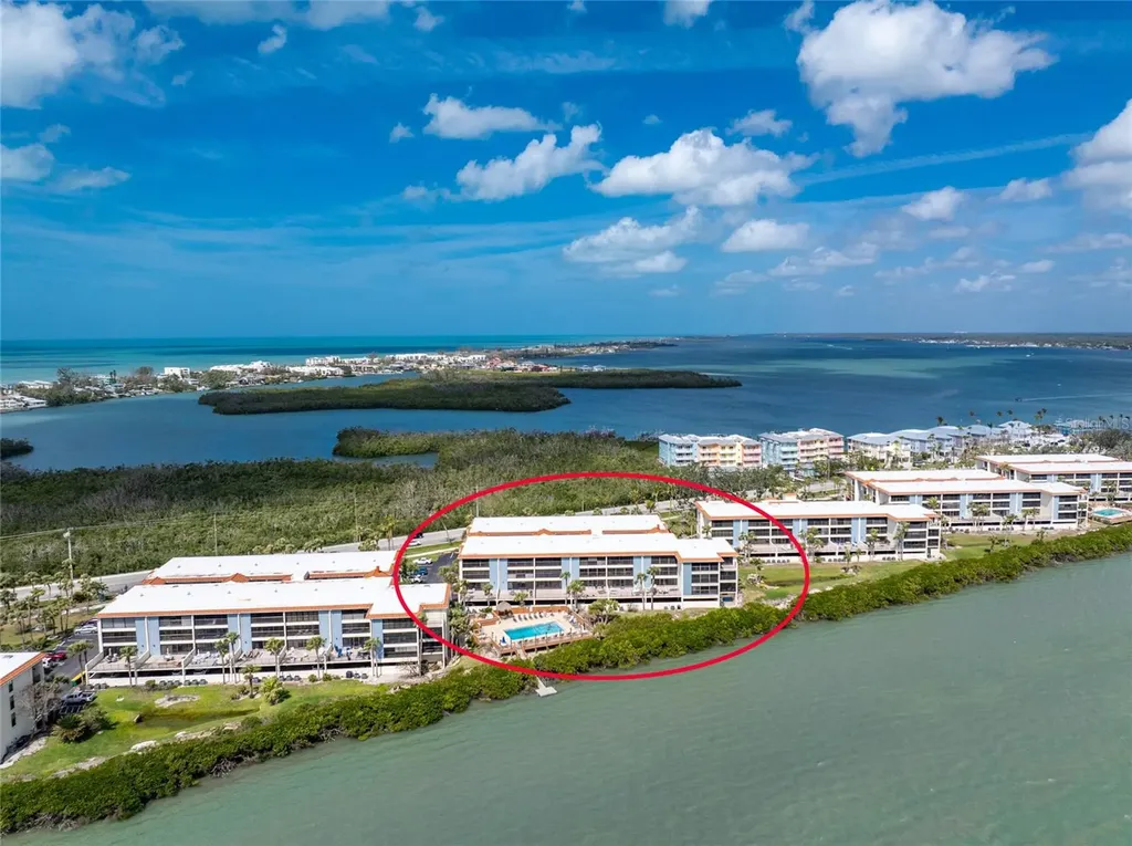 1651 Beach Road Englewood FL 34223