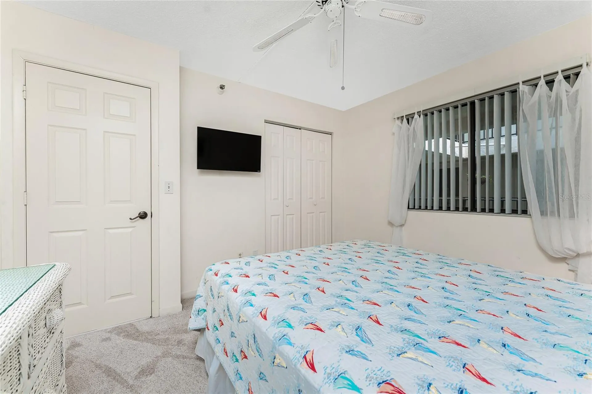 1651 Beach Road Englewood FL 34223