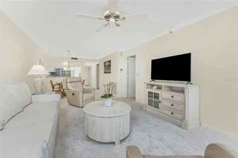 1651 Beach Road Englewood FL 34223