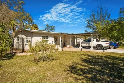 7101 8th Avenue N St Petersburg FL 33710