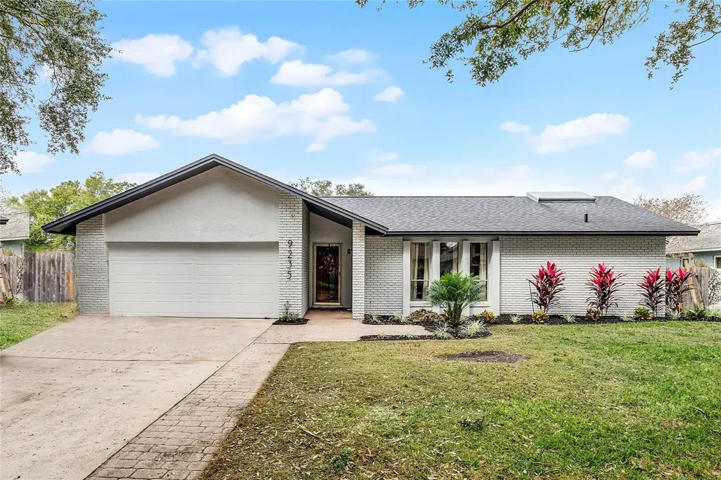 9235 Everwood Street Orlando FL 32825
