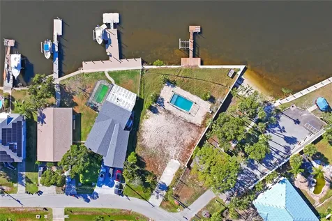 5224 Miller Bayou Drive Port Richey FL 34668