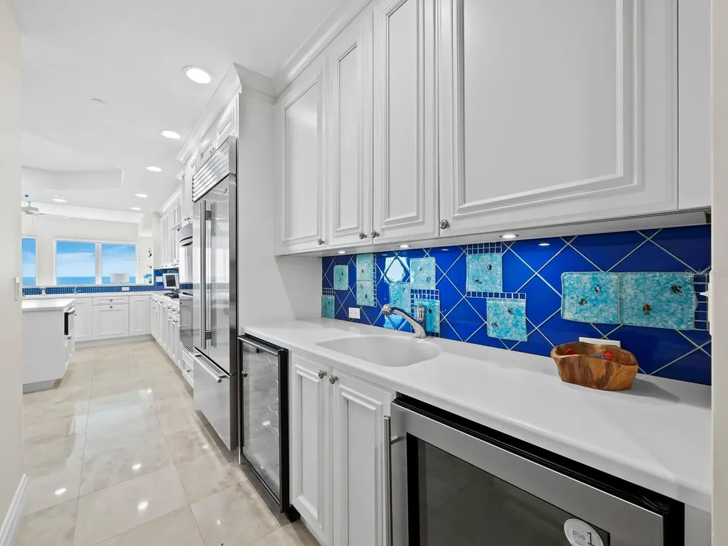 2161 Gulf Of Mexico Drive Longboat Key FL 34228
