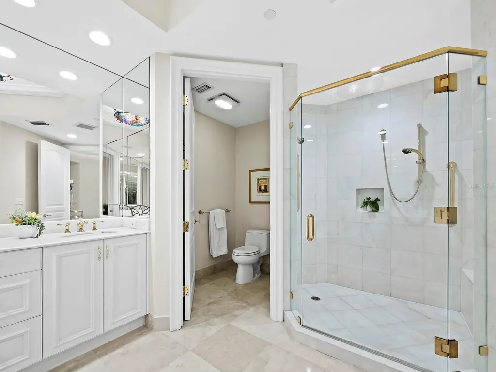 2161 Gulf Of Mexico Drive Longboat Key FL 34228