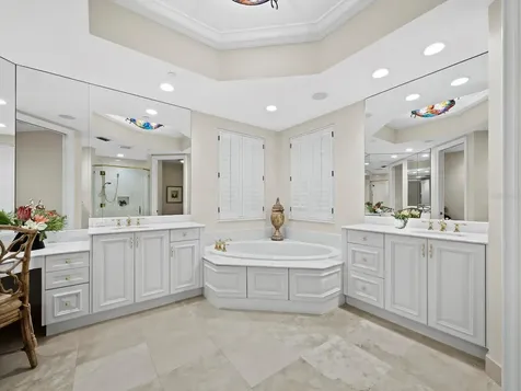 2161 Gulf Of Mexico Drive Longboat Key FL 34228