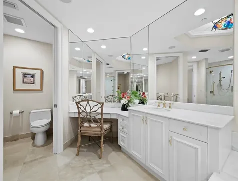 2161 Gulf Of Mexico Drive Longboat Key FL 34228