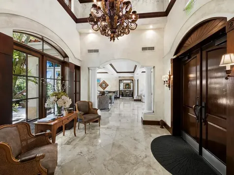 2161 Gulf Of Mexico Drive Longboat Key FL 34228