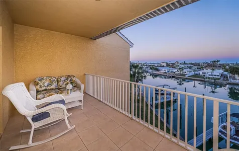 11595 Gulf Boulevard Treasure Island FL 33706