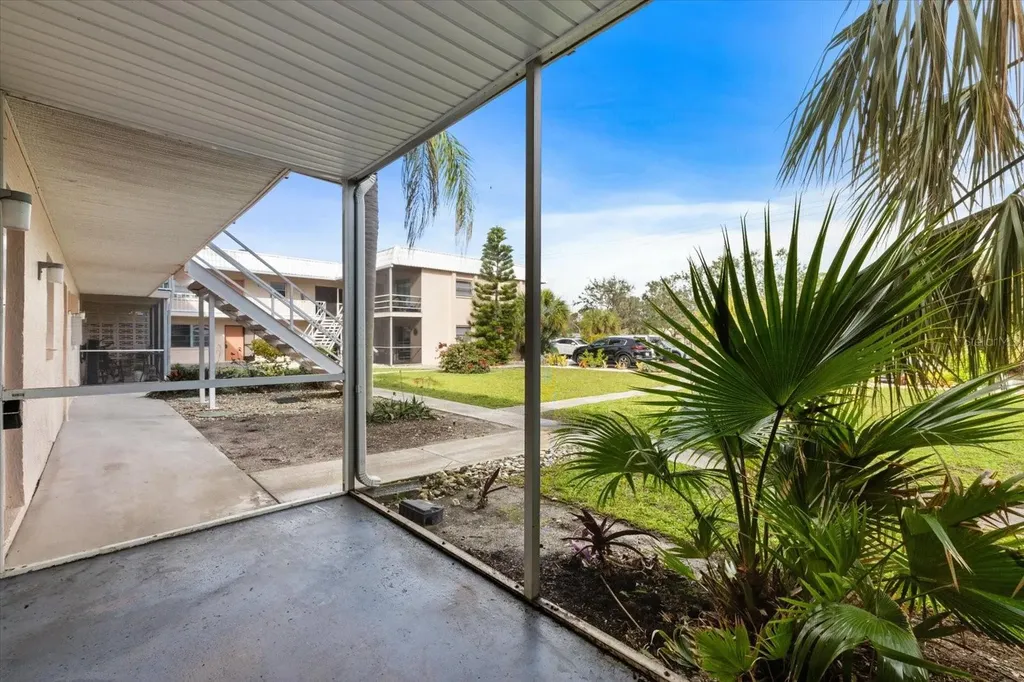 400 Base Avenue E Venice FL 34285