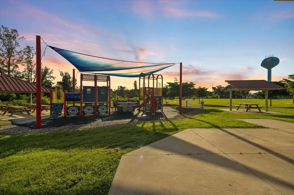 400 Base Avenue E Venice FL 34285