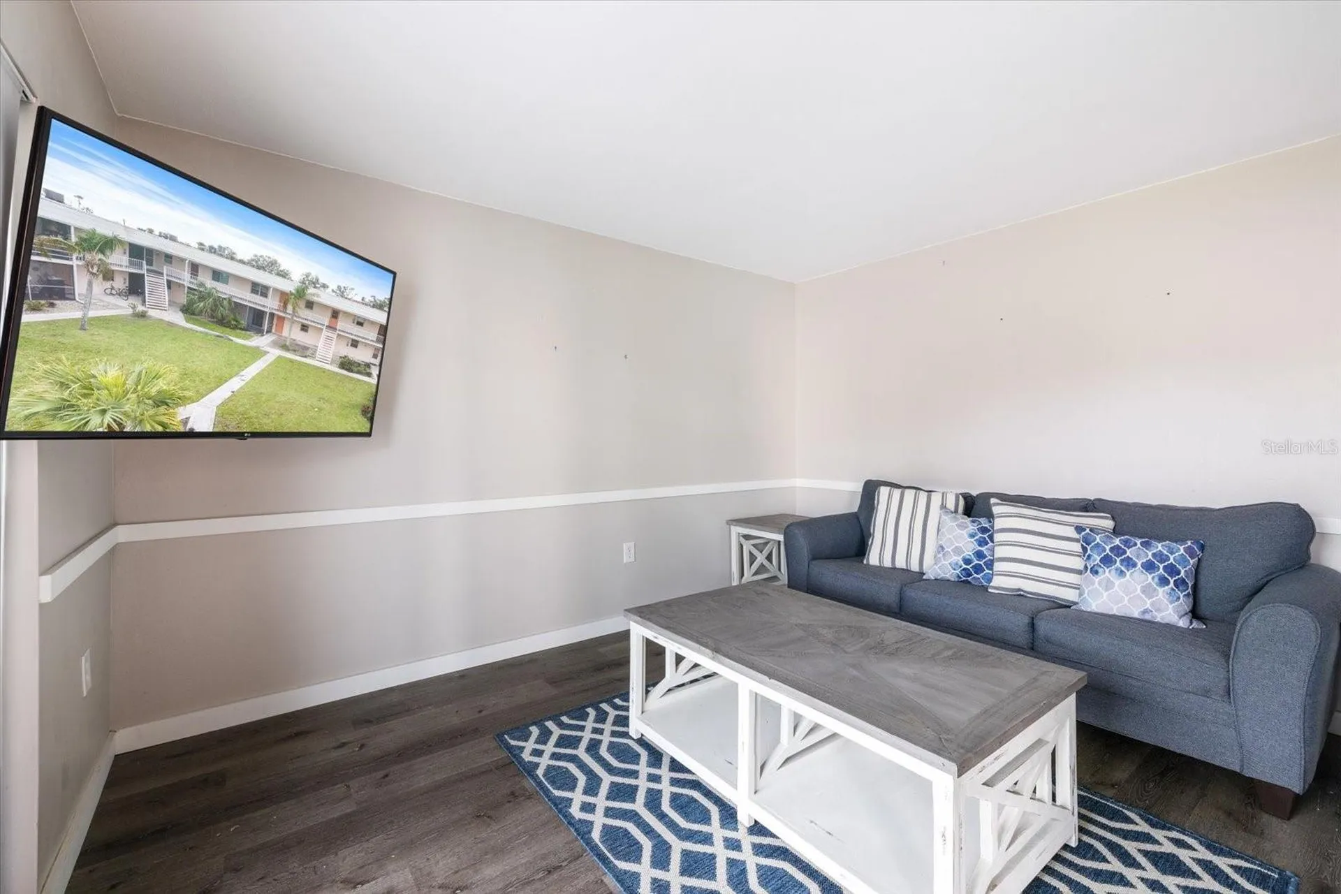 400 Base Avenue E Venice FL 34285
