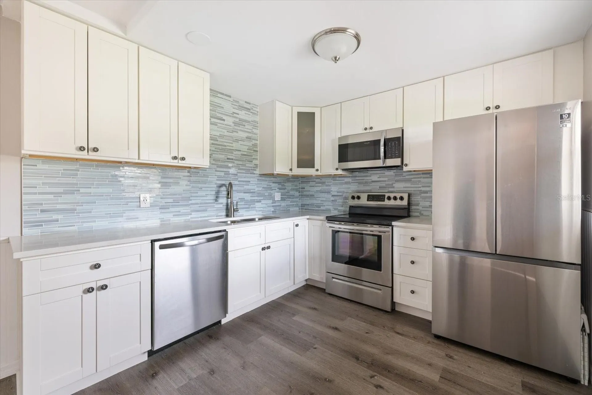 400 Base Avenue E Venice FL 34285