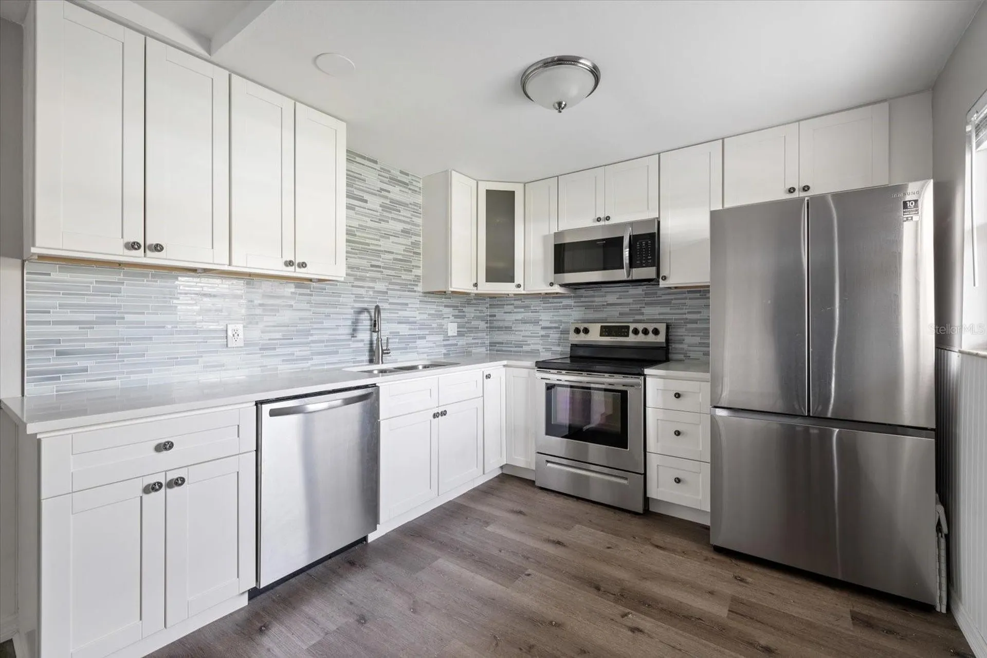 400 Base Avenue E Venice FL 34285
