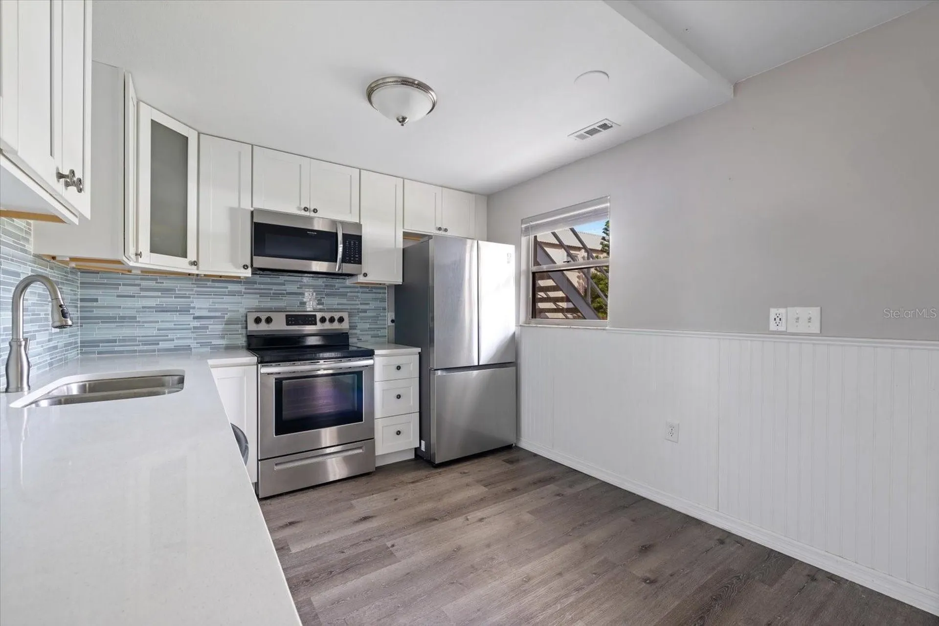 400 Base Avenue E Venice FL 34285