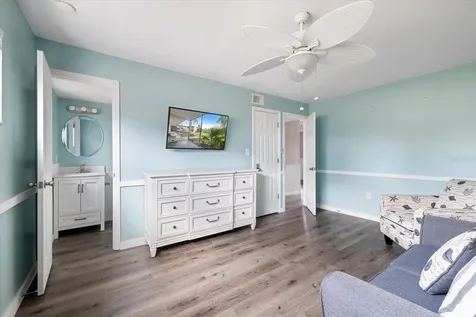 400 Base Avenue E Venice FL 34285