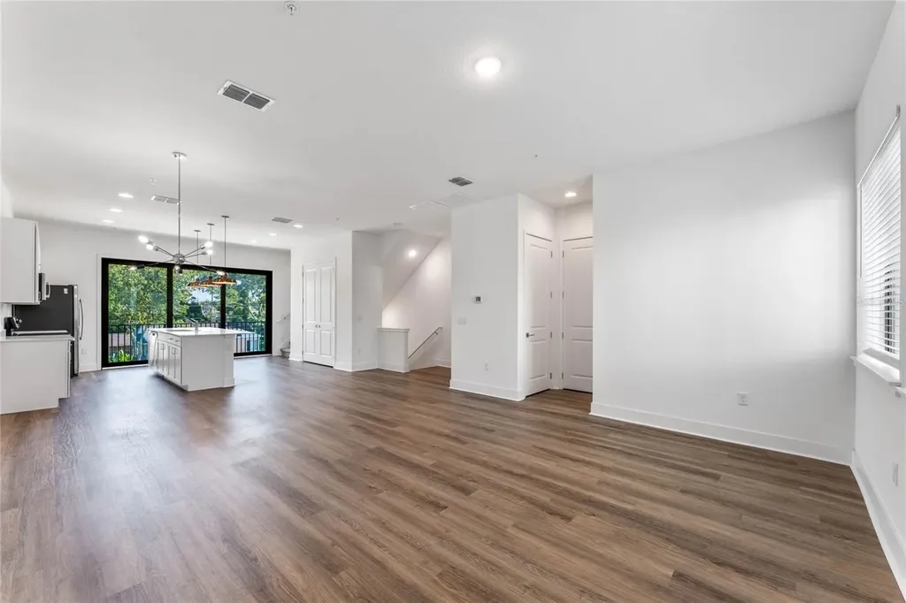 38 W Harding Street Orlando FL 32806