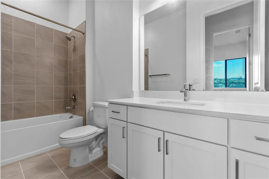 38 W Harding Street Orlando FL 32806