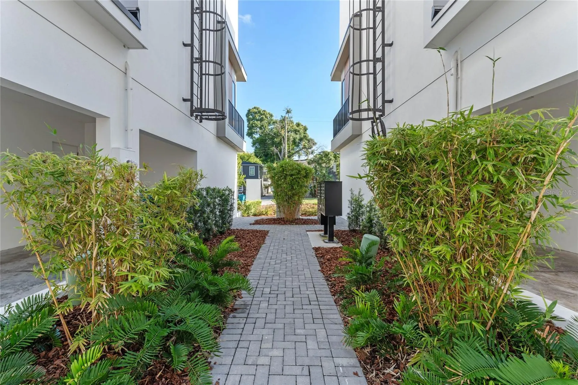 38 W Harding Street Orlando FL 32806