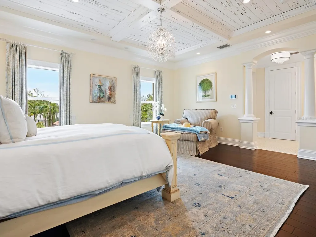 4129 Roberts Point Circle Sarasota FL 34242