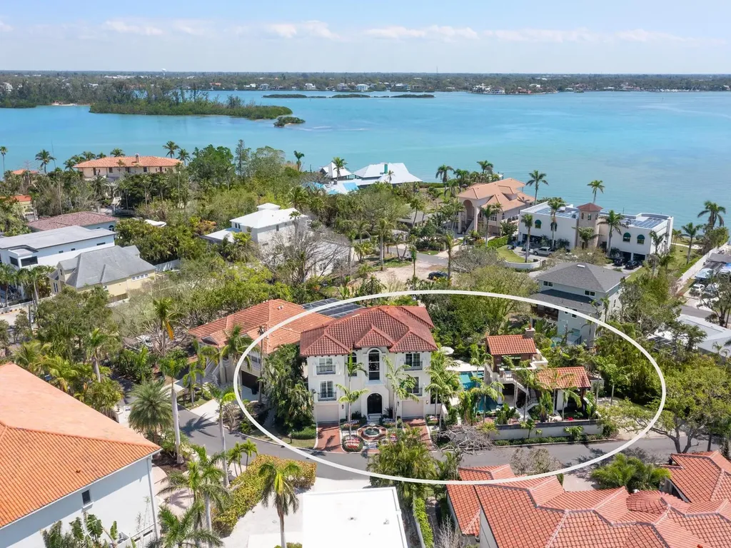 4129 Roberts Point Circle Sarasota FL 34242