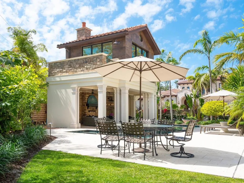 4129 Roberts Point Circle Sarasota FL 34242