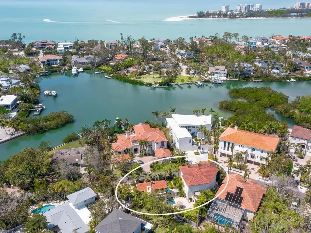 4129 Roberts Point Circle Sarasota FL 34242