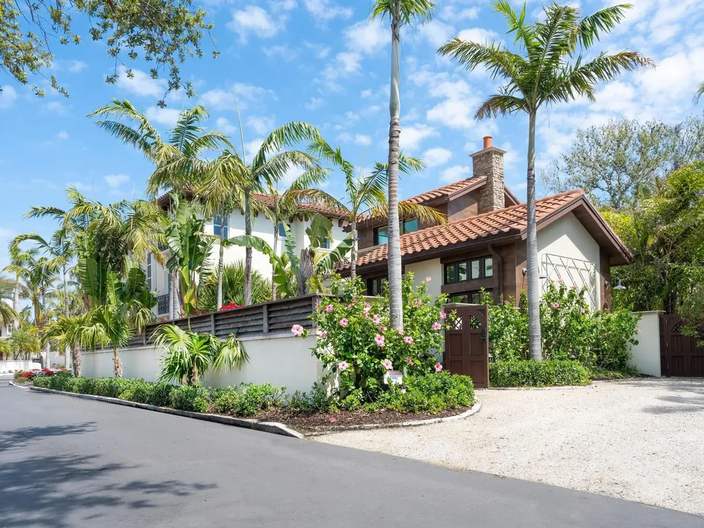 4129 Roberts Point Circle Sarasota FL 34242