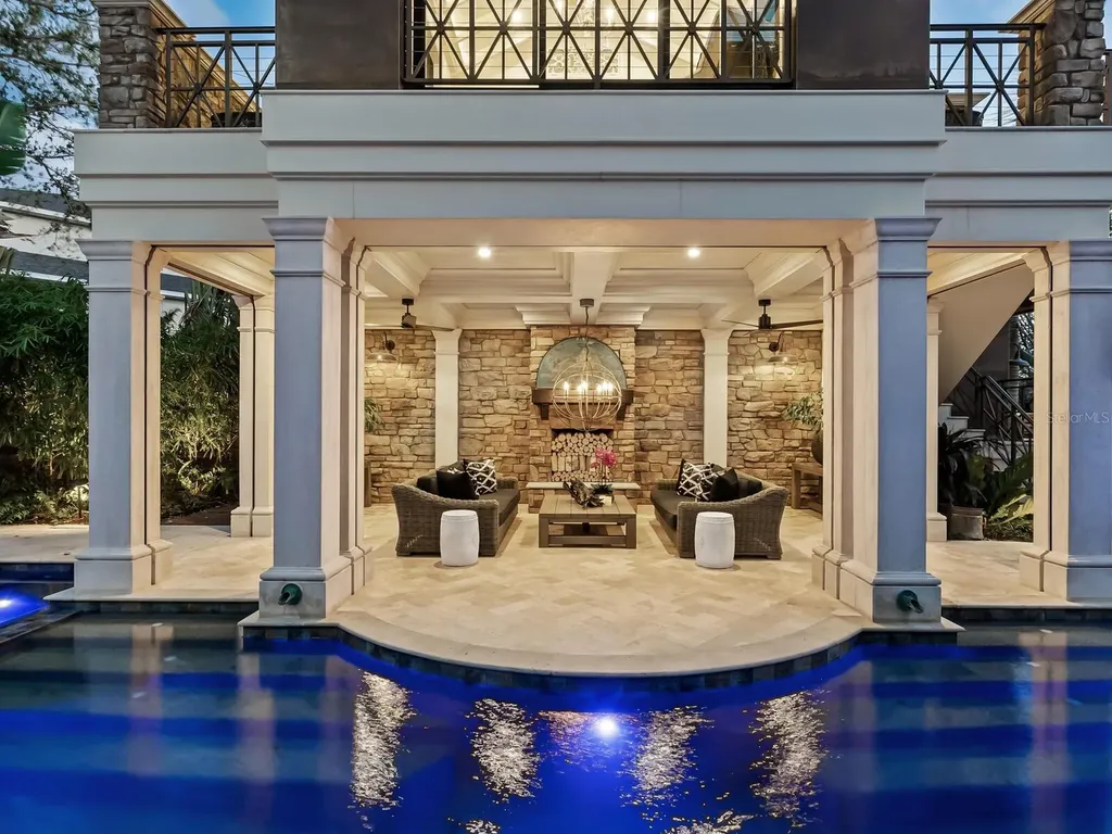 4129 Roberts Point Circle Sarasota FL 34242