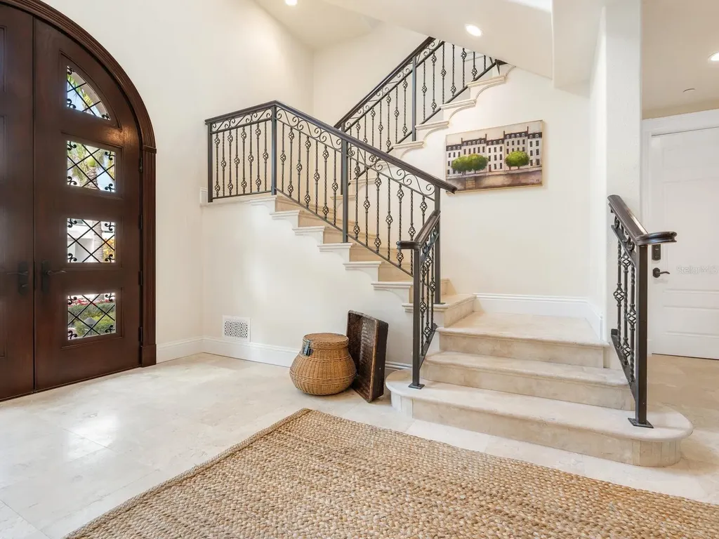 4129 Roberts Point Circle Sarasota FL 34242