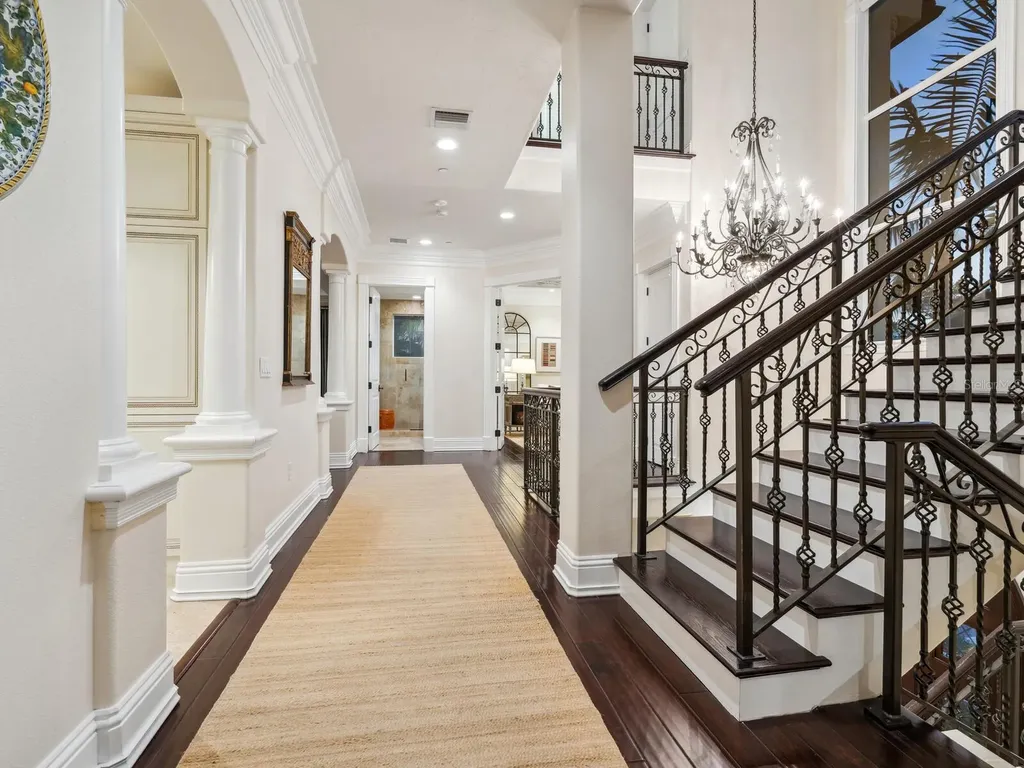 4129 Roberts Point Circle Sarasota FL 34242