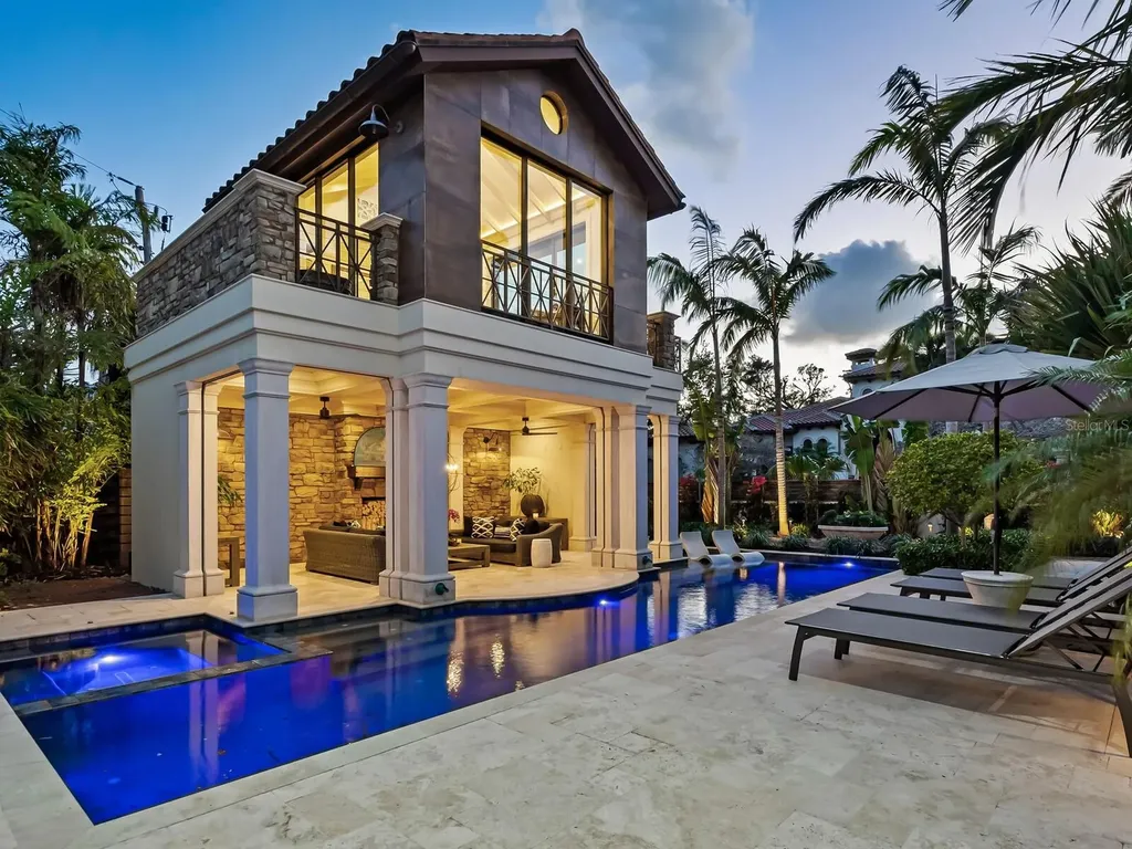 4129 Roberts Point Circle Sarasota FL 34242