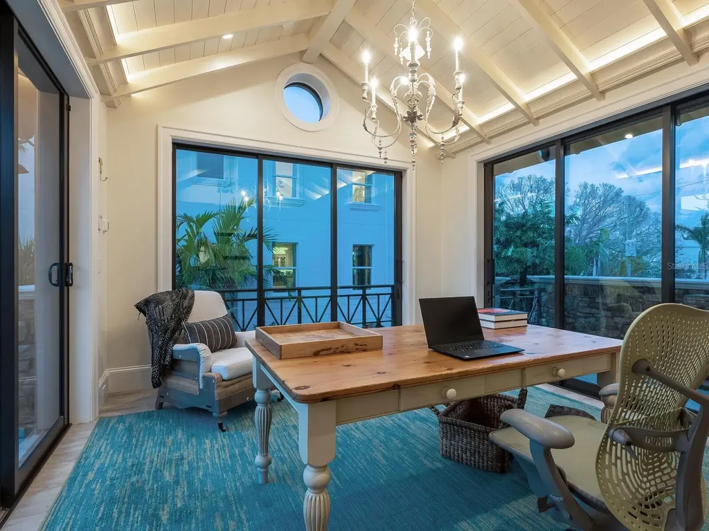 4129 Roberts Point Circle Sarasota FL 34242