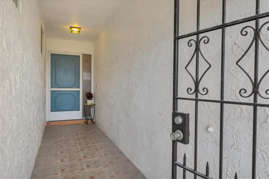 7402 8th Avenue W Bradenton FL 34209