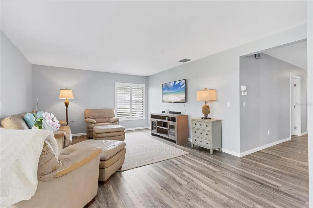 7402 8th Avenue W Bradenton FL 34209